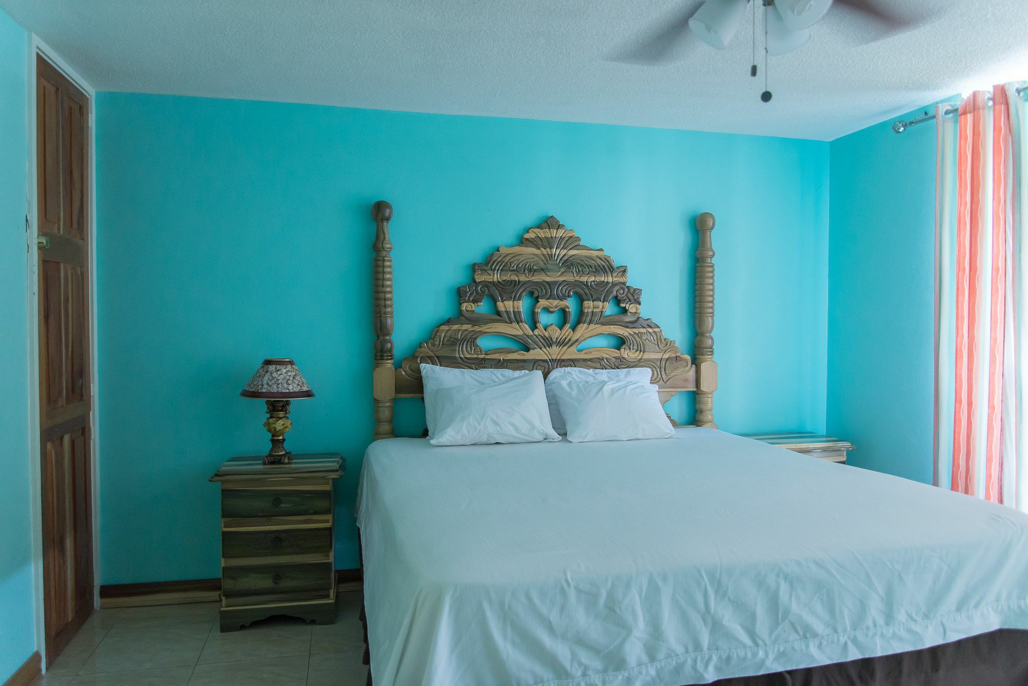 Montego Bay Club Apartments ภายนอก รูปภาพ