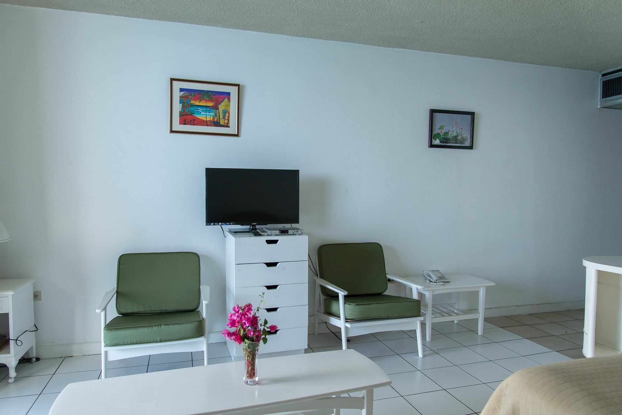 Montego Bay Club Apartments ภายนอก รูปภาพ